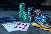 What Are the Advantages of Playing at Online Casinos?